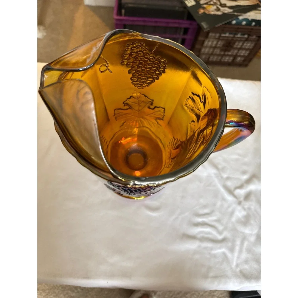 Unbranded vintage marigold
